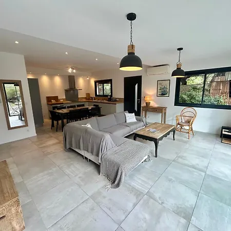 Апартаменты Luxe Le Levant Йер