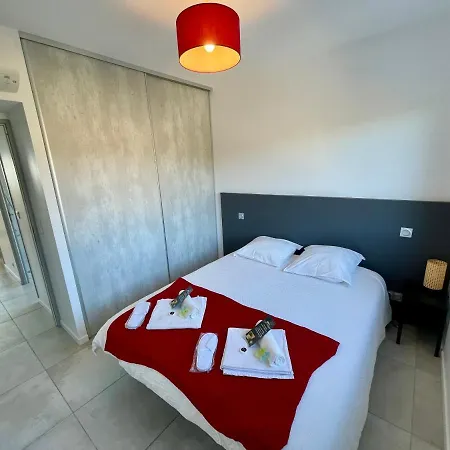Luxe Le Levant Apartment Hyeres