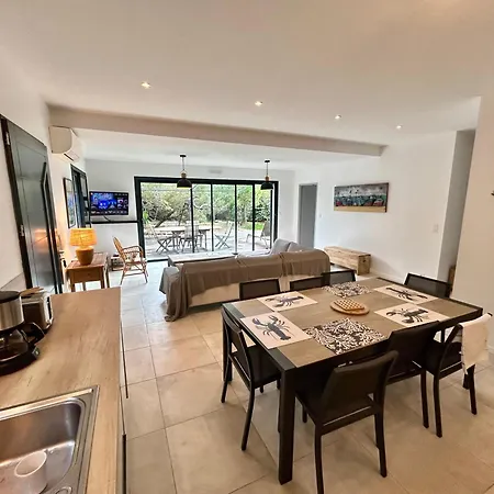 Luxe Le Levant Apartment Hyeres