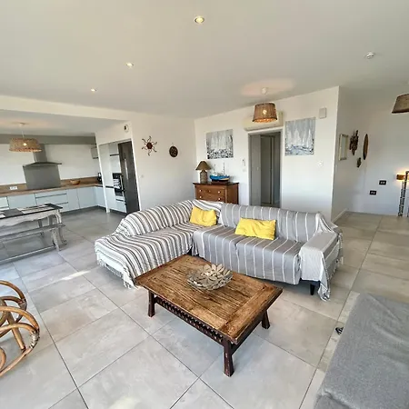 Luxe Le Levant Apartament *